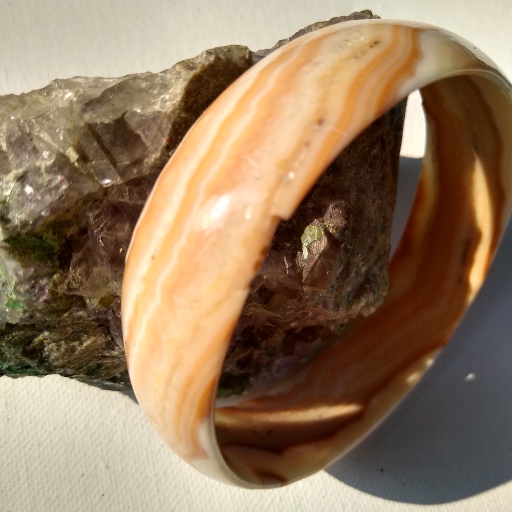 Vintage Shell Bangle - image 3